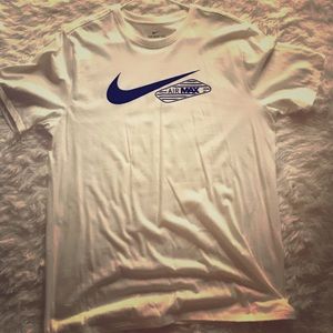 Nike T-shirt